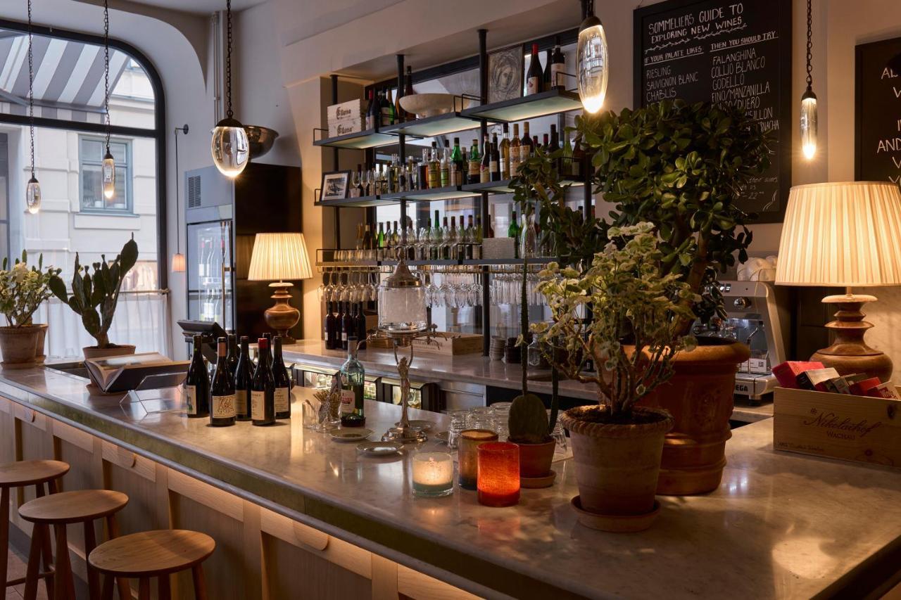 Villa Dagmar Stockholm Exterior foto The bar at the restaurant